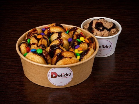 Antojo Cremoso — 19 mini donas con 1 sirope y 1 topping + helado 4 oz.