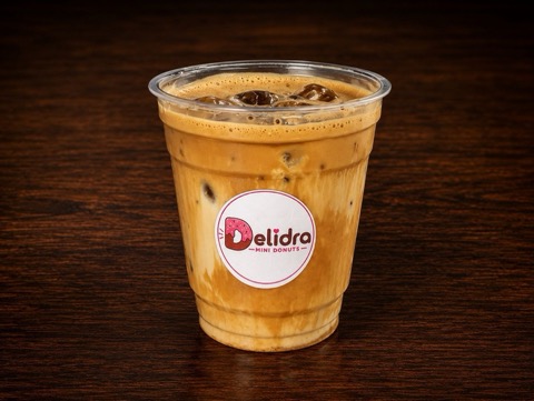 Café Dalgona — Bebida fría de café dalgona.